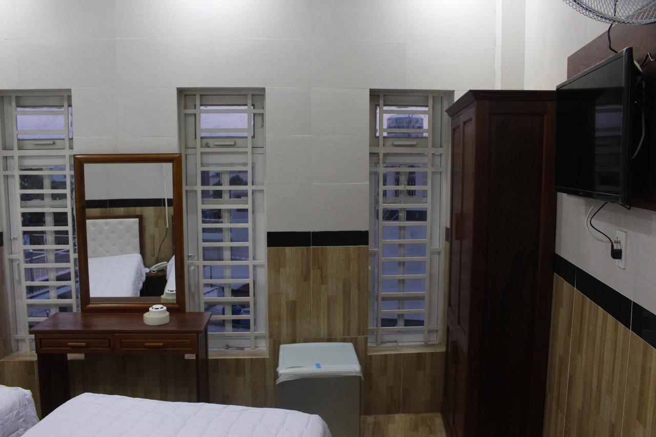 Hotel Airport Mtt Ho Chi Minh City Exterior photo