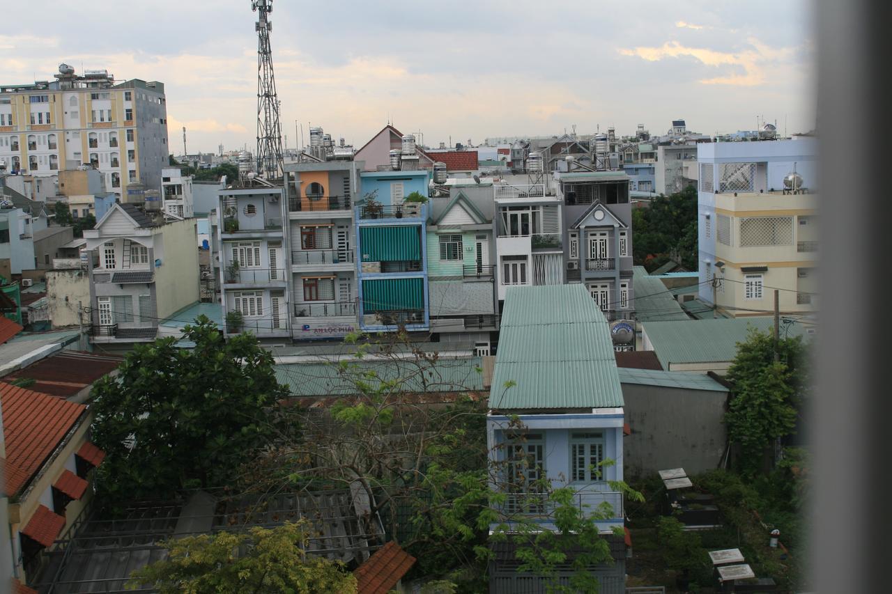 Hotel Airport Mtt Ho Chi Minh City Exterior photo